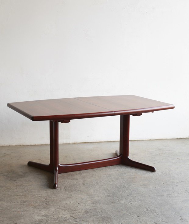 extension table / Scovby[AY]