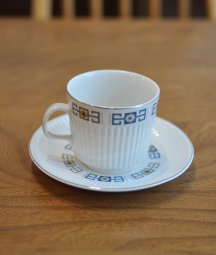 Johnson Brothers /  cup & saucer   [DY]