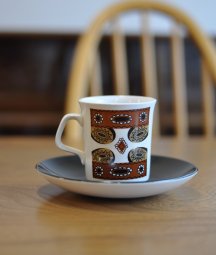 J&G Meakin Studio /  cup & saucer   [DY]