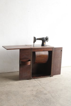 sewing machine table[LY]