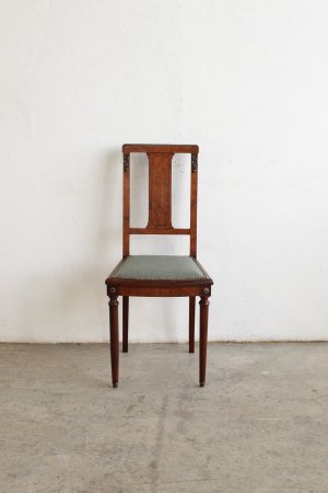 <img class='new_mark_img1' src='https://img.shop-pro.jp/img/new/icons23.gif' style='border:none;display:inline;margin:0px;padding:0px;width:auto;' />wood chair