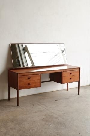 Dresser chest / Robert Heritageの商品画像