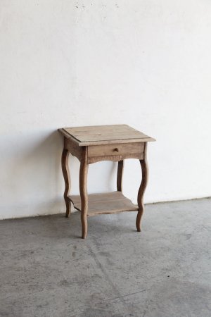 Side table[AY]