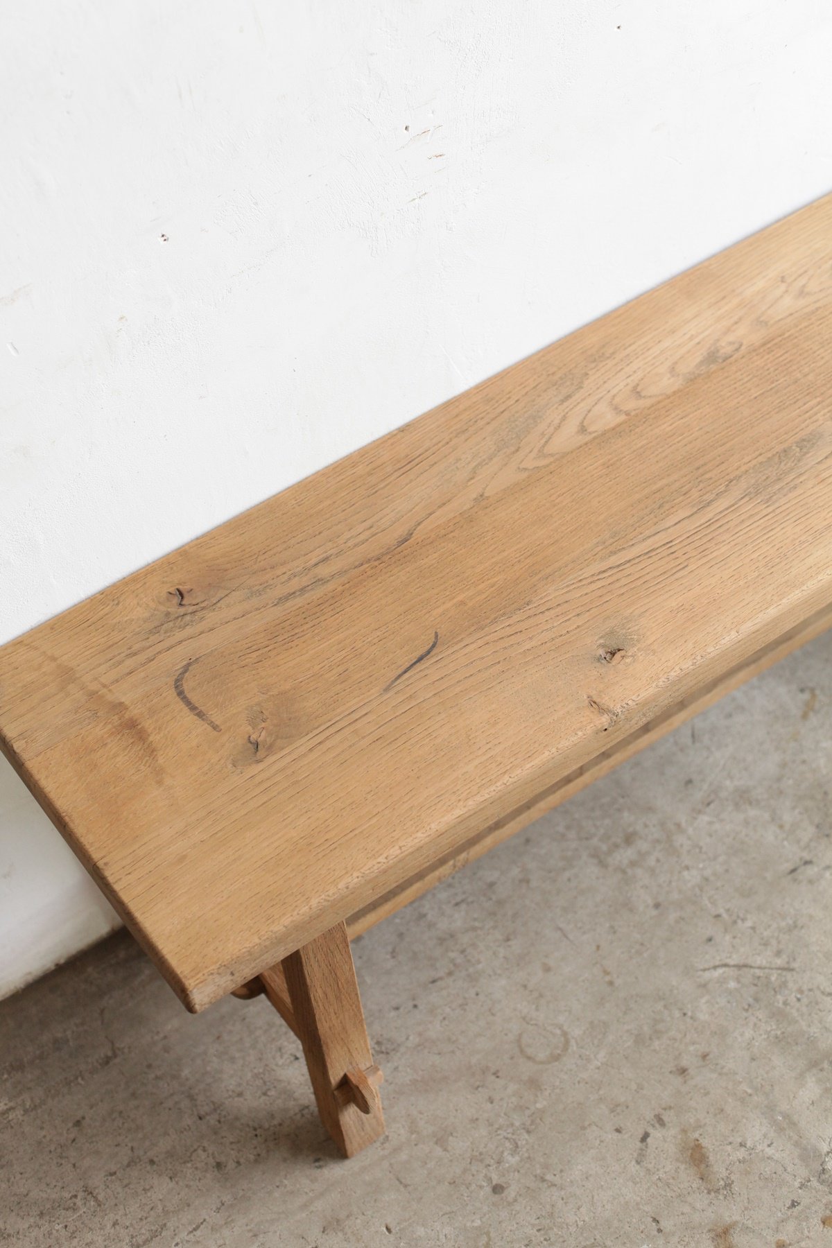 Solid oak bench[AY]