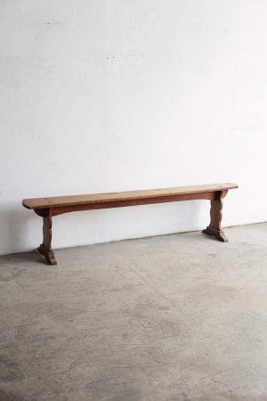 Bench[LY]