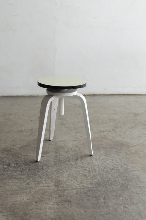 Stool[AY]