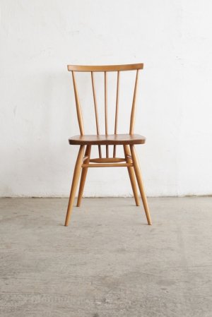 <img class='new_mark_img1' src='https://img.shop-pro.jp/img/new/icons20.gif' style='border:none;display:inline;margin:0px;padding:0px;width:auto;' />ERCOL stickback chair / low