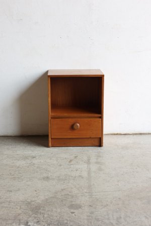 Night table / Legate[LY]