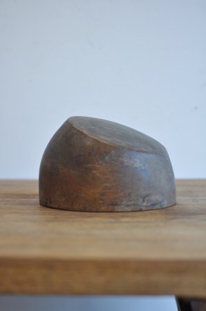 wood hat mold [AY]
