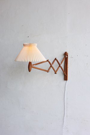 scissor lamp / LE KLINT