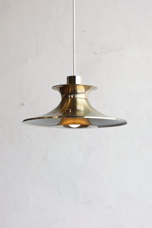 pendant lamp / strini belysning