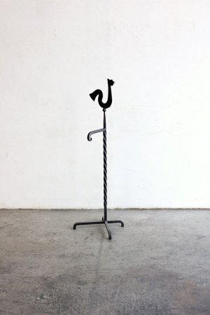Metal stand[LY]