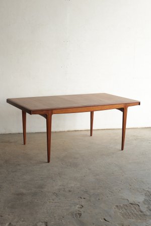  Extension table / Younger