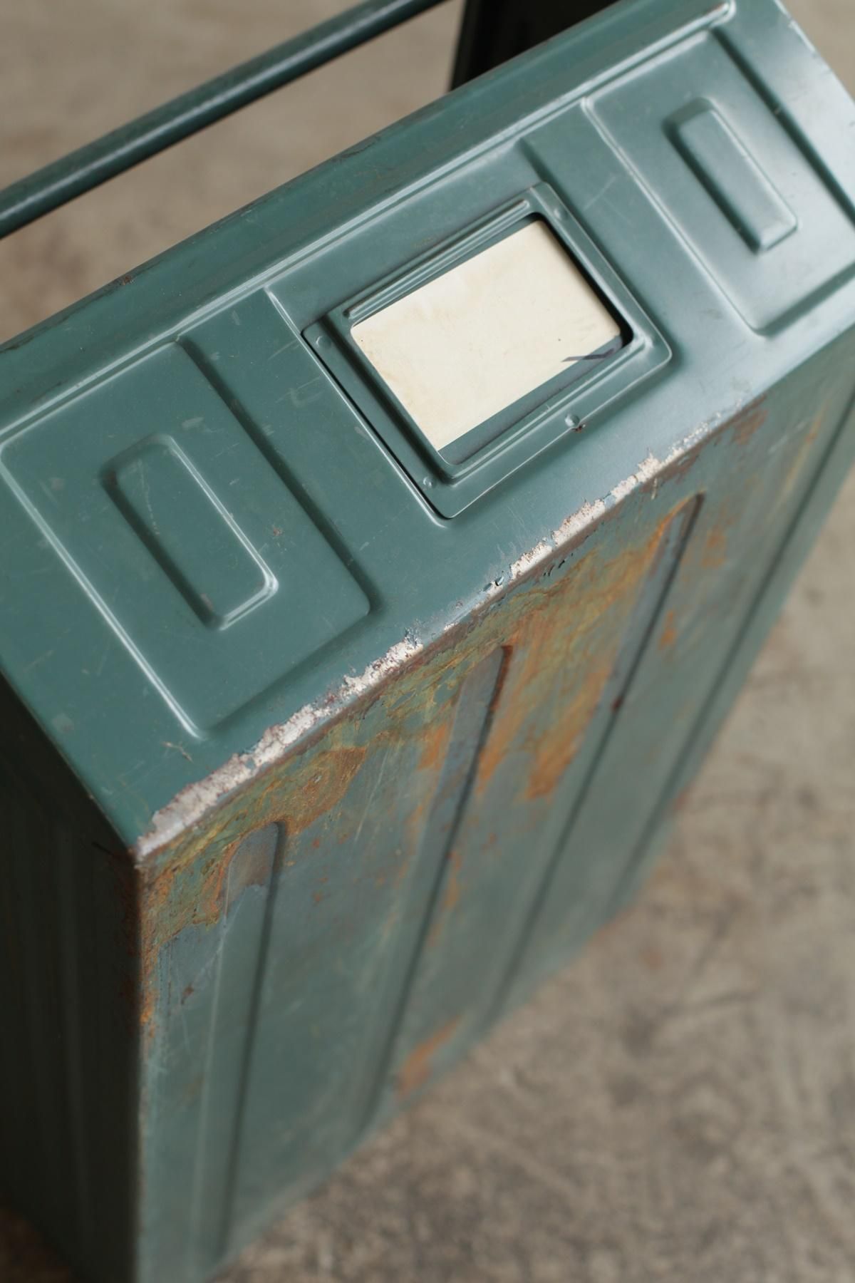 Stacking box / Schafer - Antiques & Repair eel