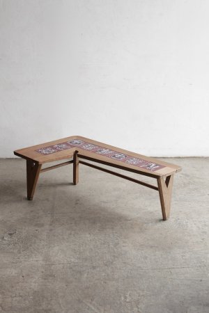 Tile top table / Guillerme & Chambron