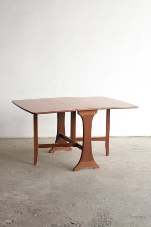 G-plan gate leg table[LY]