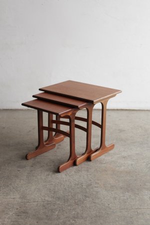 G-plan nest table[LY]