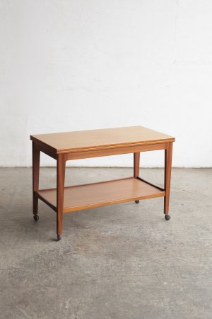 Center table[LY]