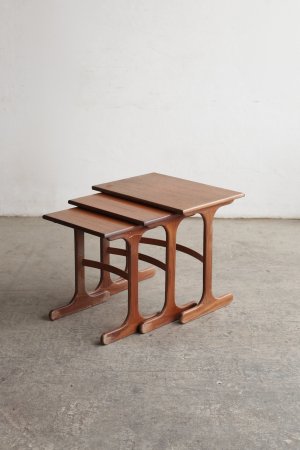 G-plan nest table[LY]