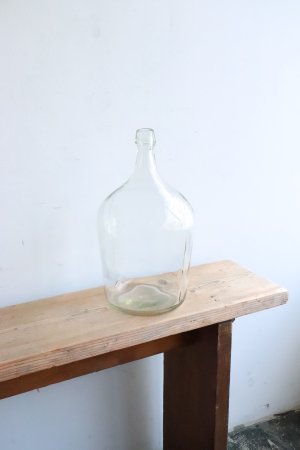 Glass bottle