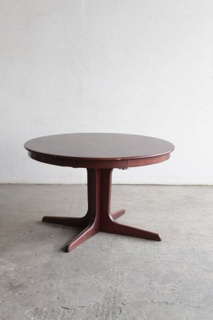 Extension table / Niels Koefoed[AY]