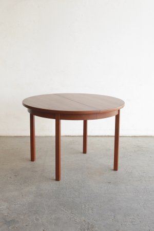 Extension table / Troeds[LY]