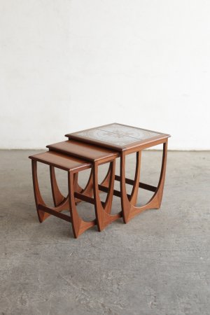 G-plan nest table[AY]