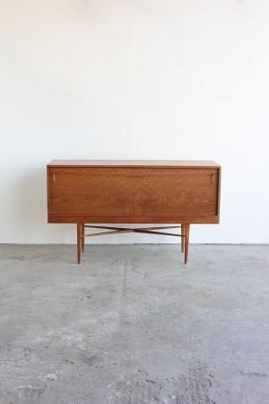 sideboard[DY]