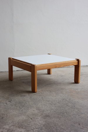 Coffee table[LY]