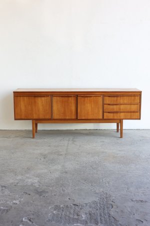 Sideboard /[LY]