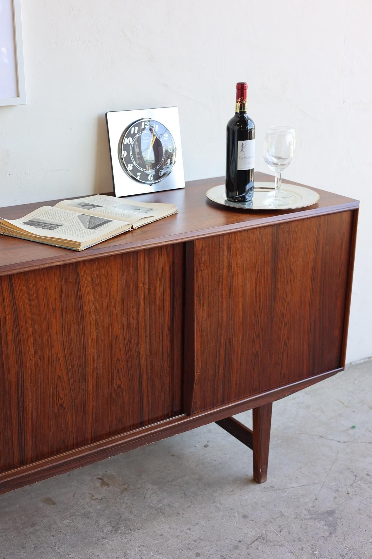 Sideboard / E.W. Bach[LY] - Antiques & Repair eel