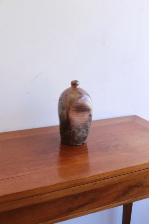 salt glazed Bottle [AY]