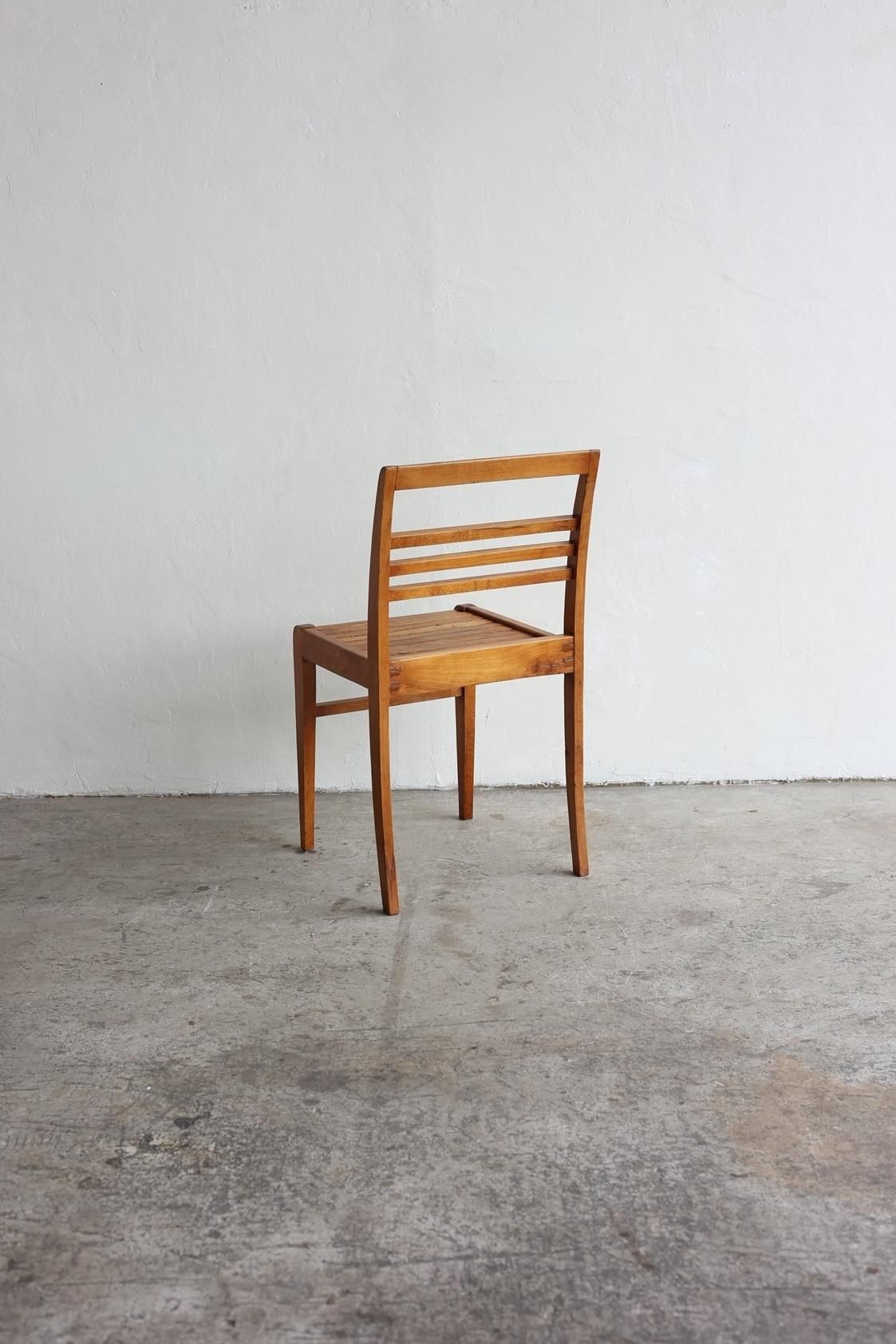 Chair / Rene Gabriel [LY] - Antiques & Repair eel