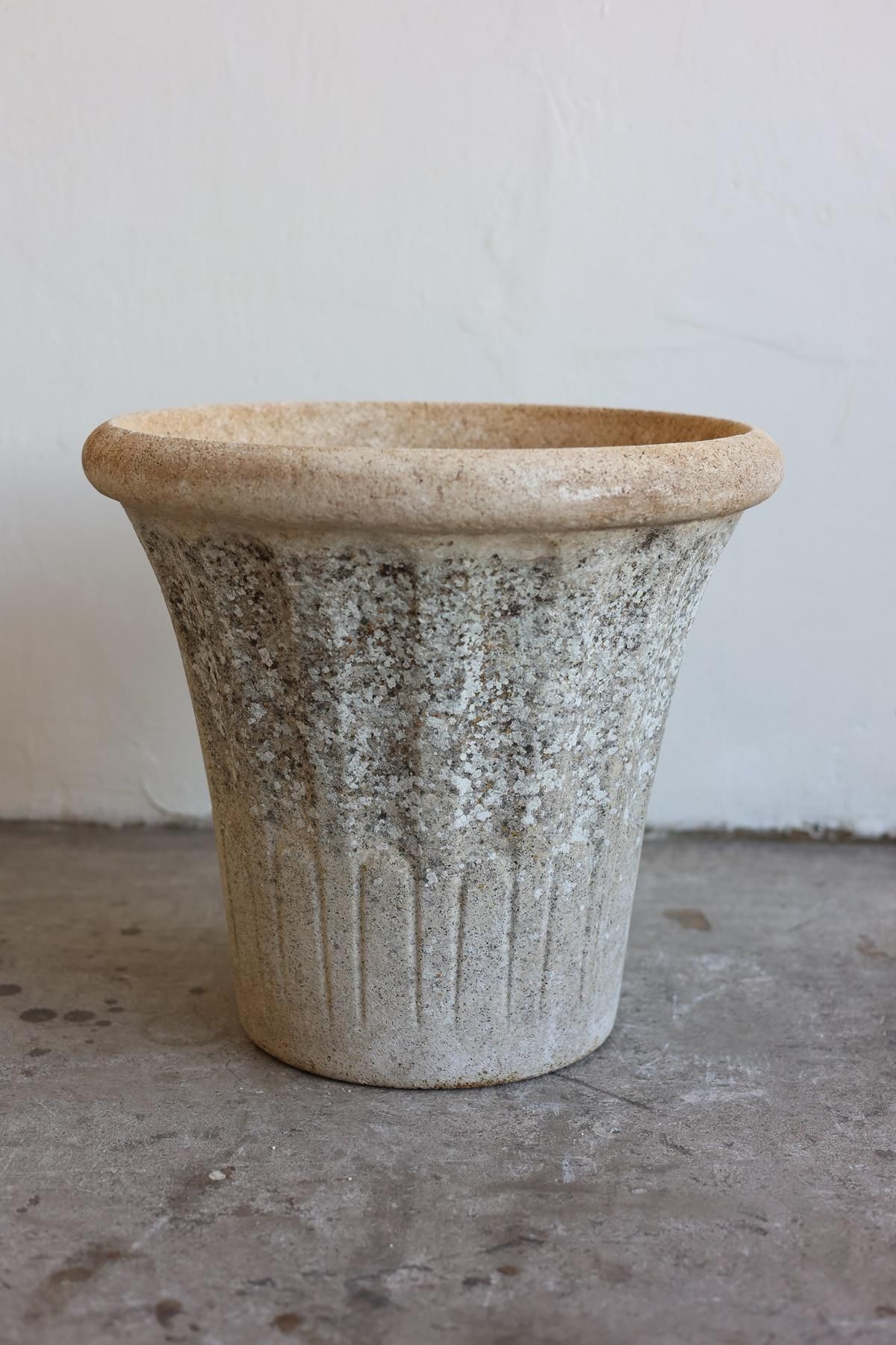 Pot cover [AY] - Antiques & Repair eel