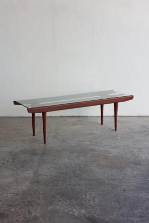 Glass top coffee table / frem rojie
の商品画像