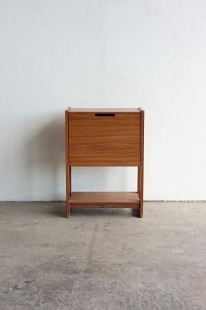 Night table / Myer[LY]ξʲ