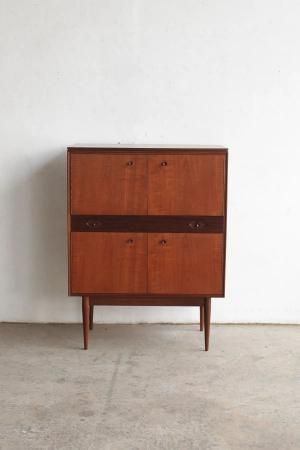 <img class='new_mark_img1' src='https://img.shop-pro.jp/img/new/icons23.gif' style='border:none;display:inline;margin:0px;padding:0px;width:auto;' />Cocktail Cabinet / Robert Heritageの商品画像