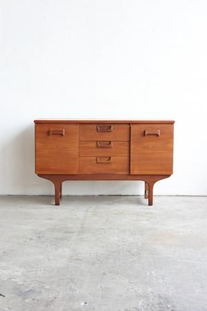 CABINET(キャビネット)