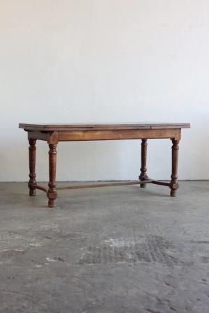 ダイニングテーブル　ラスト2点❗️ LINEAR STEEL TABLE BURNT ORANGE｜ダイニングテーブル | THE