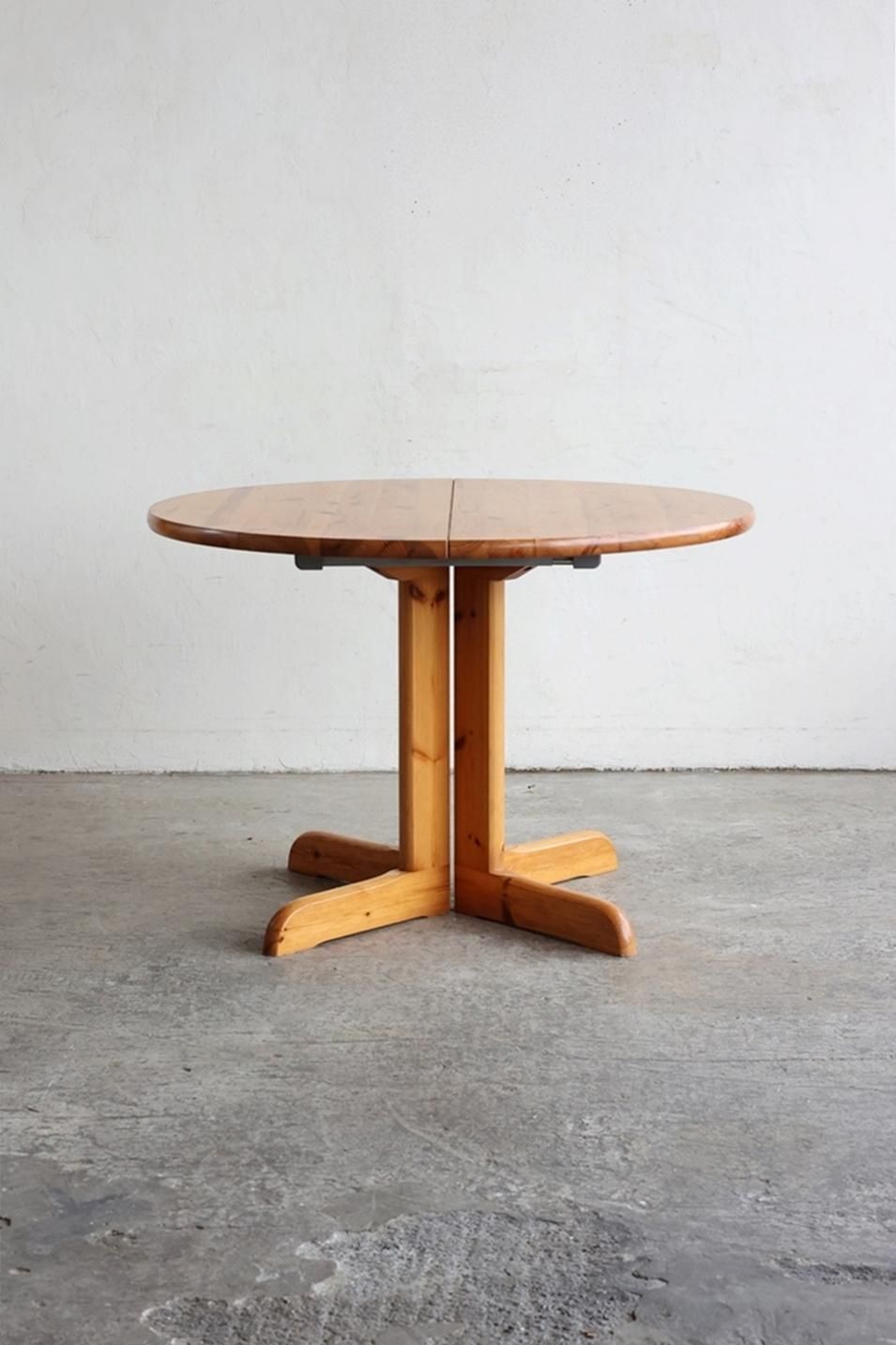 Dining table[LY] - Antiques & Repair eel