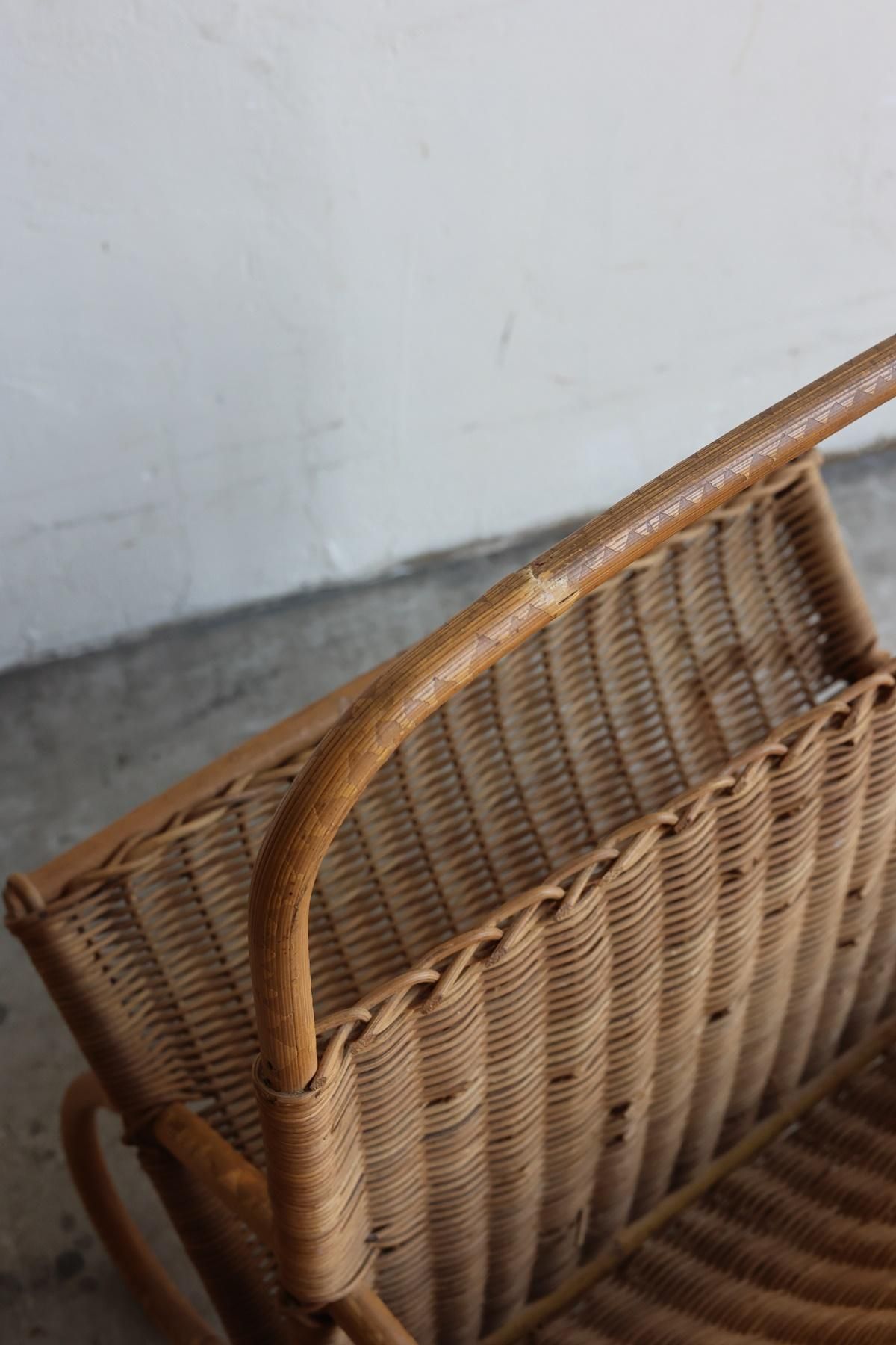 Rattan magazine rack[LY] - Antiques & Repair eel