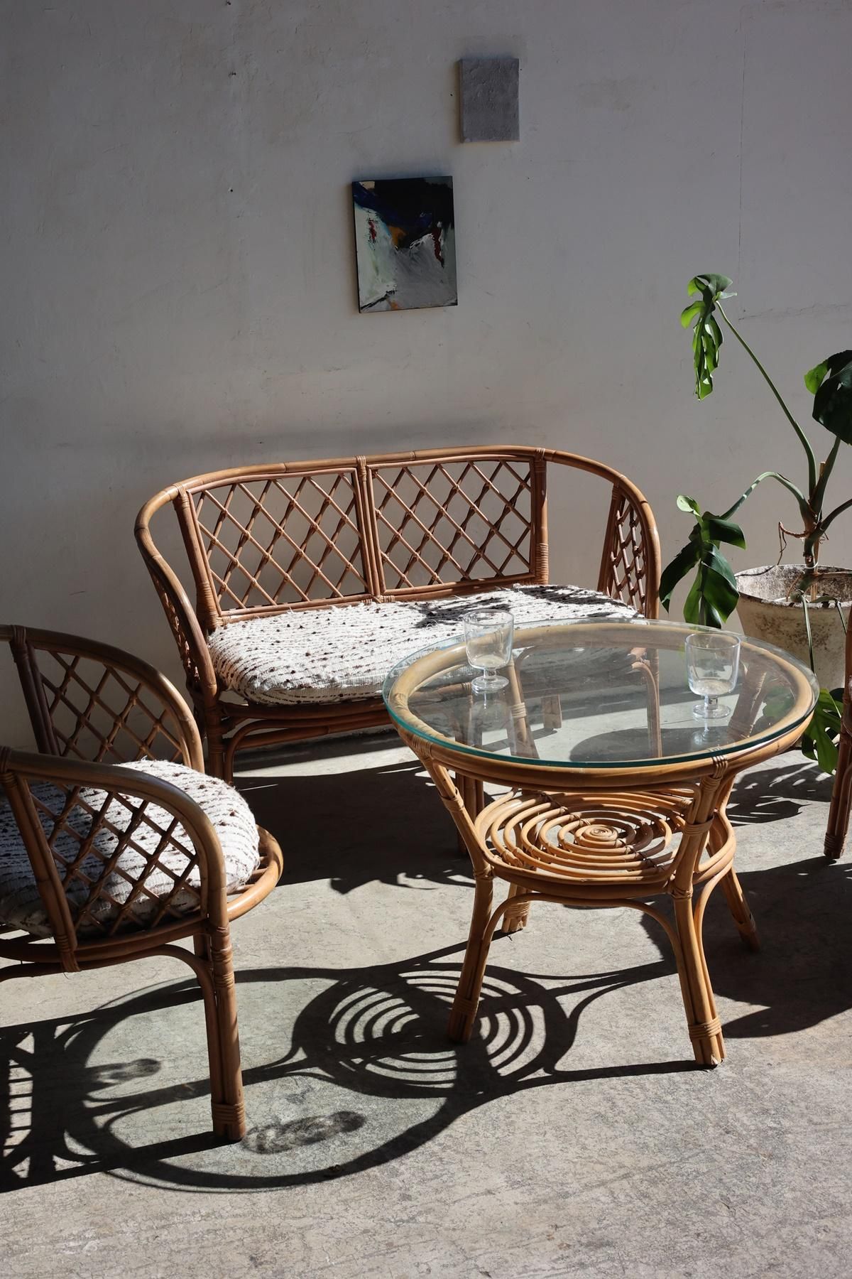 Rattan chair - Antiques & Repair eel