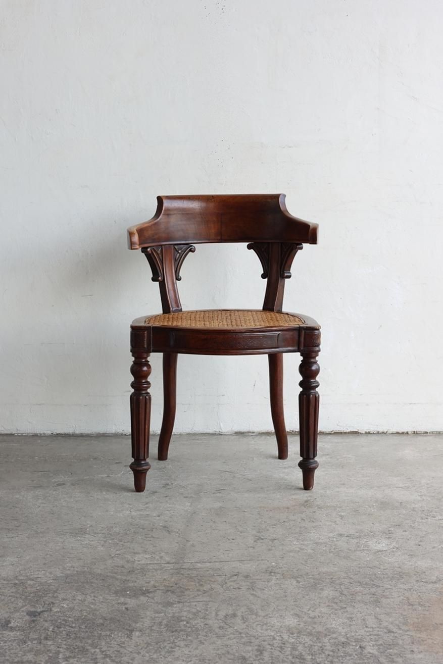 Wood chair [DY] - Antiques & Repair eel