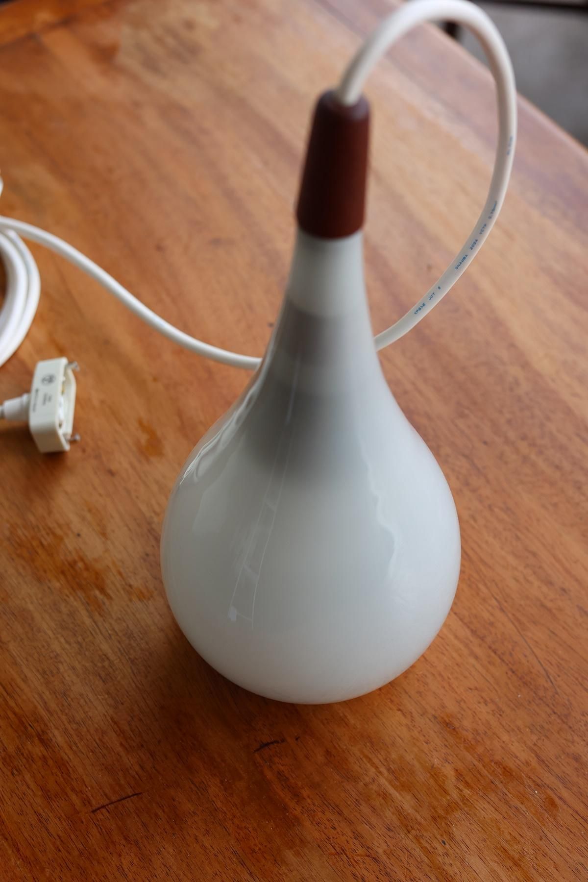 teardrop”/ Holmegaard for Louis Poulsen - Antiques & Repair eel