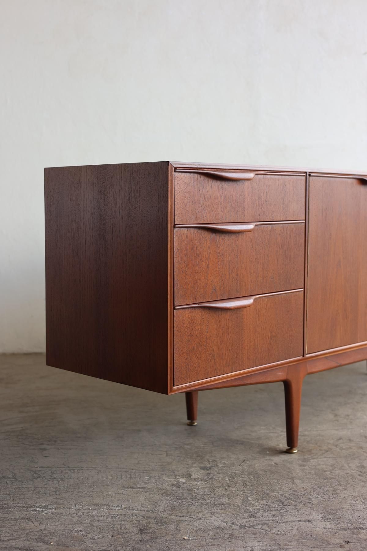 サイドボード | McINTOSH - Antiques & Repair eel