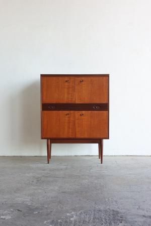 Cabinet キャビネット - Antiques & Repair eel