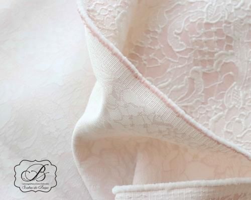 ゆ*ら様 コヤンイサムチョン♡インド刺繍×薔薇ファー！ミルクちゃんのファスナー付 ゆ*ら様 コヤンイサムチョン♡インド刺繍×薔薇ファー！ミルク