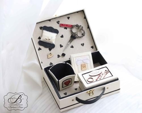 Mini TRUNK BOX レシピ付 Demi kit - カルトナージュ、バッグ Mini TRUNK BOX レシピ付 Demi kit - カルトナージュ、バッグ