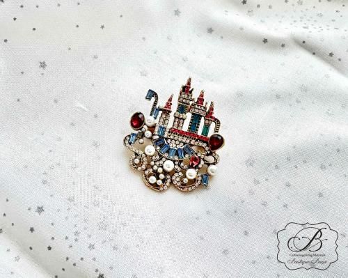 <img class='new_mark_img1' src='https://img.shop-pro.jp/img/new/icons14.gif' style='border:none;display:inline;margin:0px;padding:0px;width:auto;' />֥Castle Chandelier