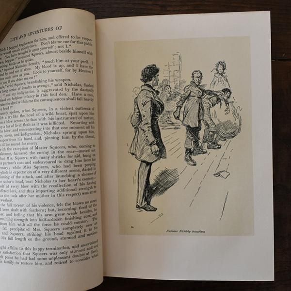 イギリス アンティークブック 古い洋書 3冊セット ディスプレイ イギリス アンティークブック 古い洋書 3冊セット ディスプレイ